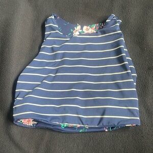 Reversible swimsuit top